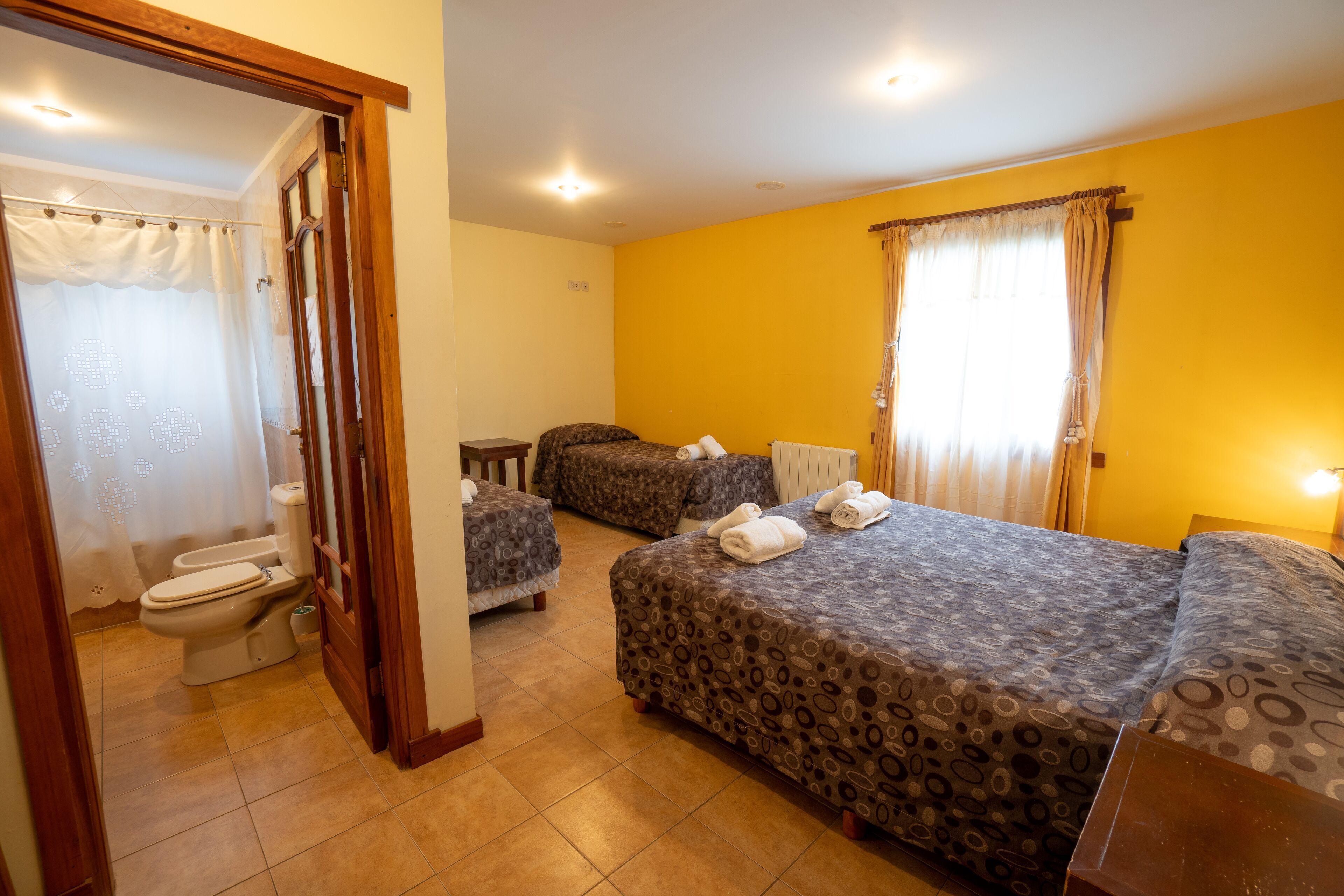 客房内保险箱、特色装修、特色家居、遮光窗帘