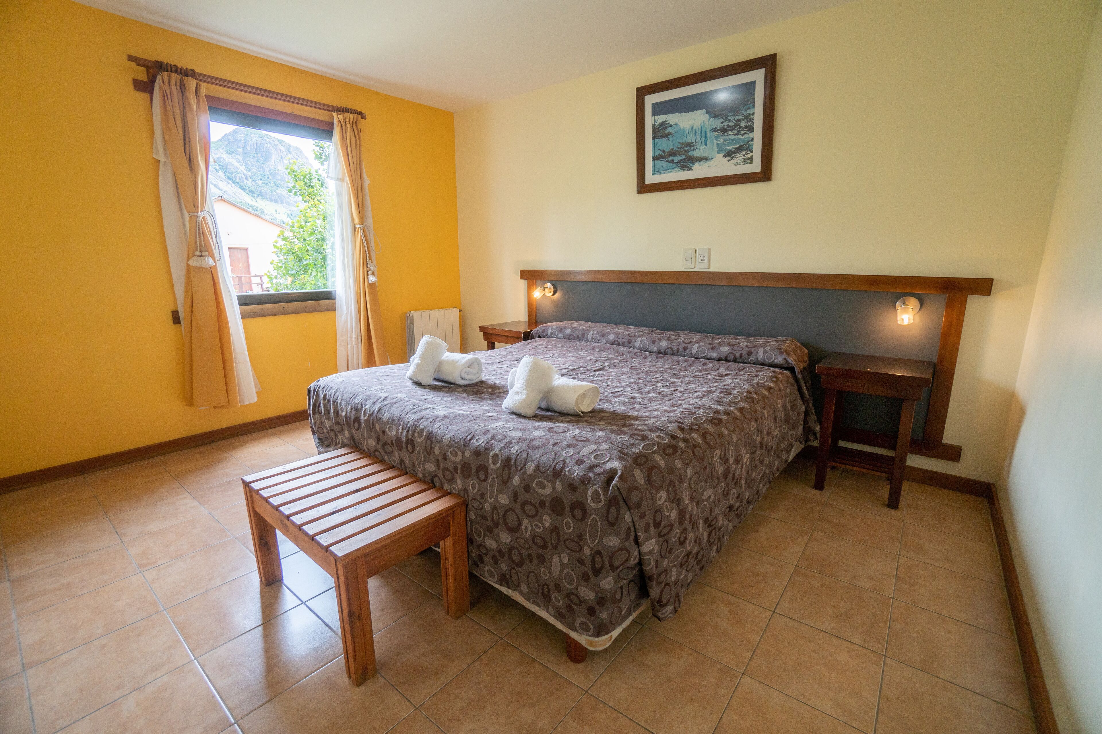 standard double or twin room | in-room safe, individually decorated, individually furnished