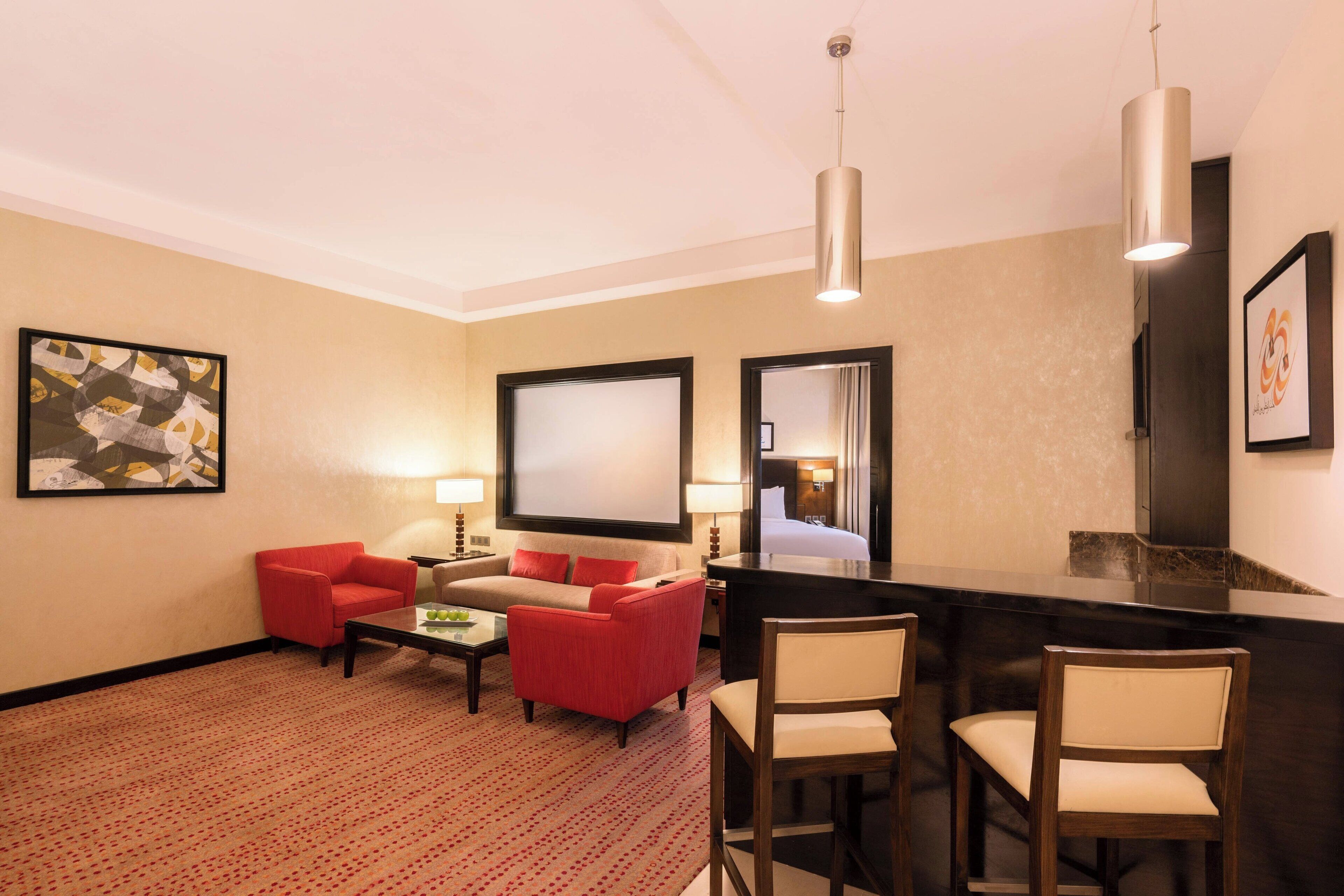 suite, 1 bedroom, city view | down duvets, pillow-top beds, in-room safe, individually decorated