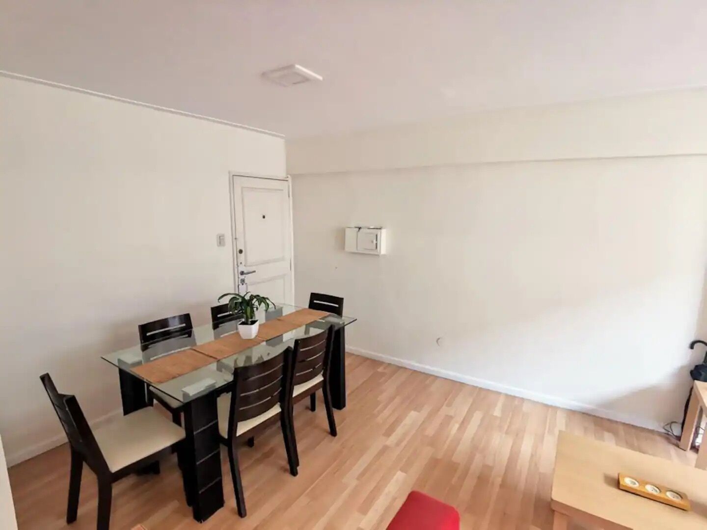 Departamento superior | Área de sala de estar | Televisión de pantalla plana 