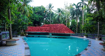 Emarald Ayurvedic Resort