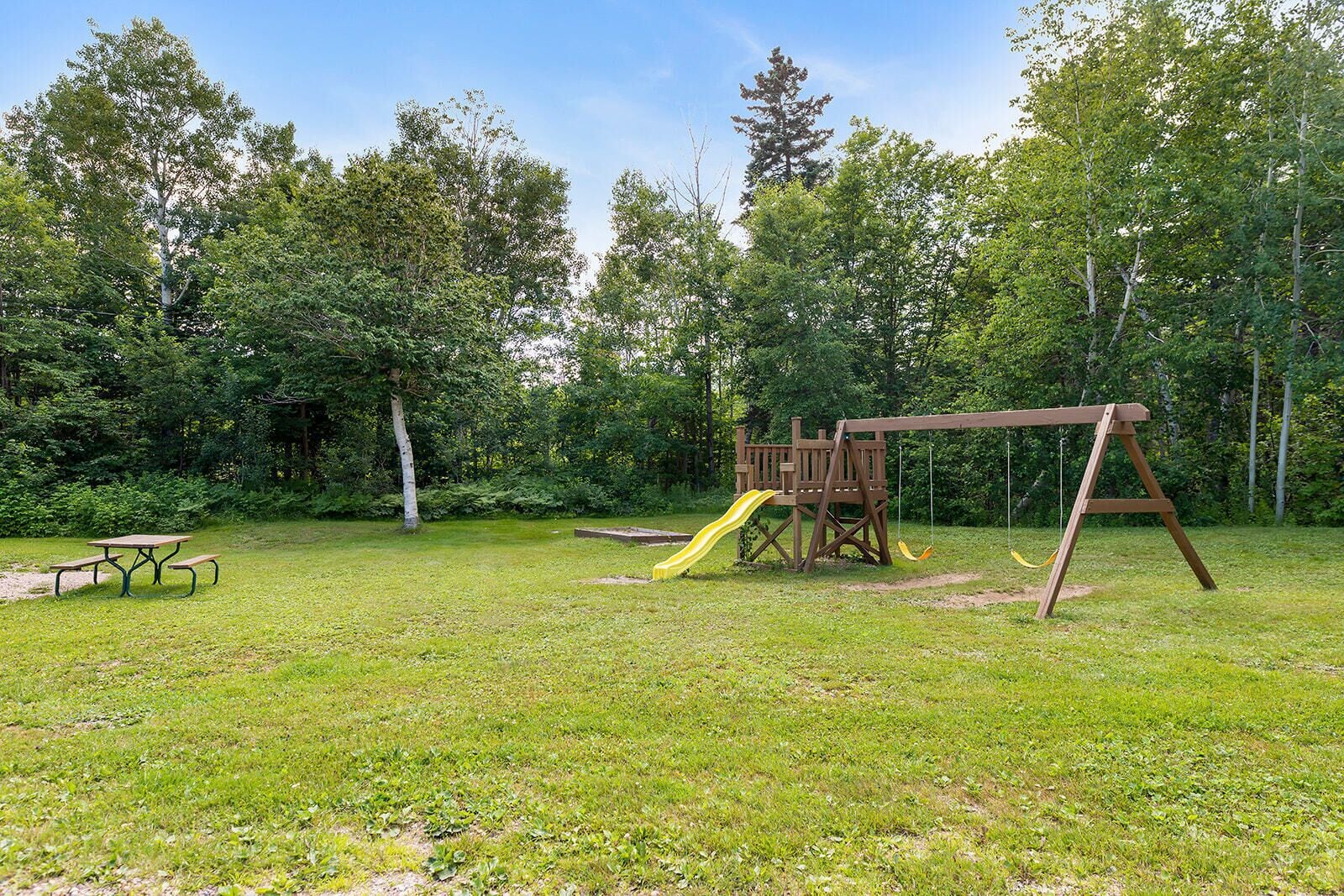 Außen-Kinderspielplatz