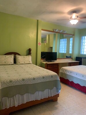 Deluxe Double Room | Premium bedding, individually decorated, individually furnished, desk