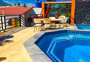 Bañera de hidromasaje exterior