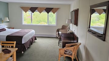 Combined shower/bathtub, hair dryer, towels, soap