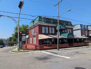 Fachada de la propiedad