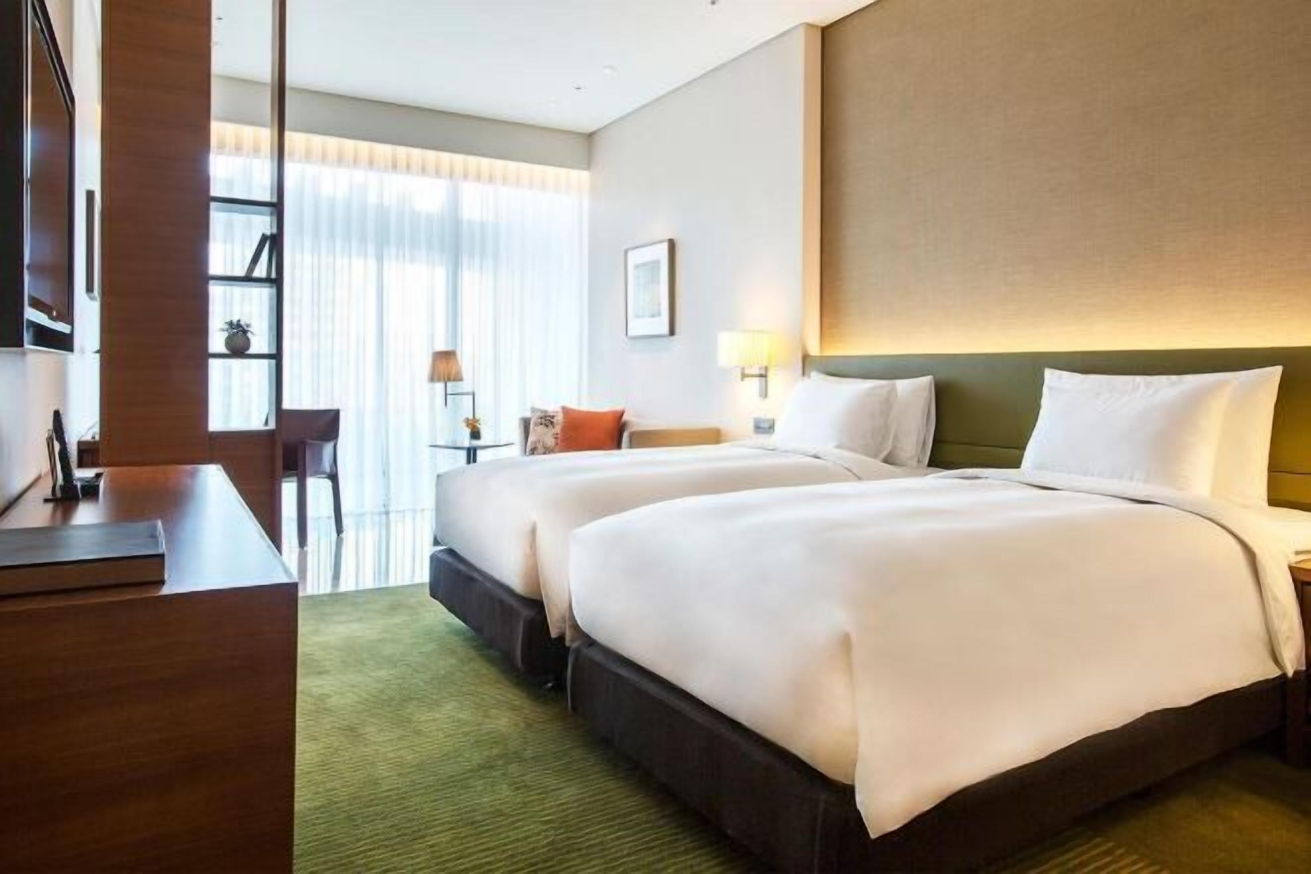 เครื่องนอนป้องกันสารก่อภูมิแพ้, ผ้านวมขนเป็ด, เตียงพร้อมฟูกเสริมที่นอน