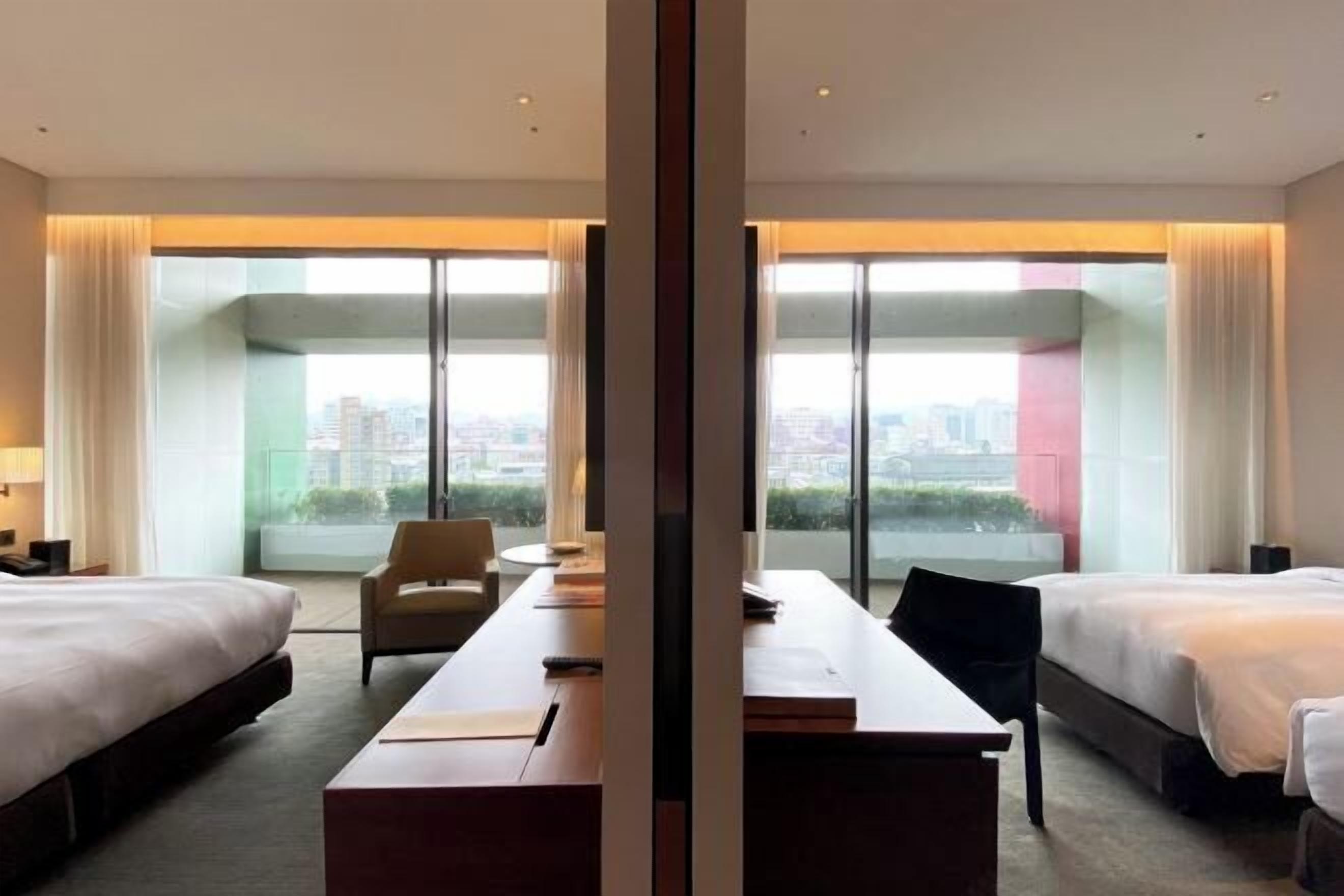 เครื่องนอนป้องกันสารก่อภูมิแพ้, ผ้านวมขนเป็ด, เตียงพร้อมฟูกเสริมที่นอน