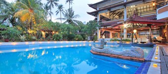 Puri Naga Beachfront Cottages