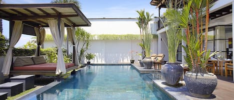 Villa Luxe, 4 chambres, piscine privée, vue partielle sur la mer | Vue de la chambre