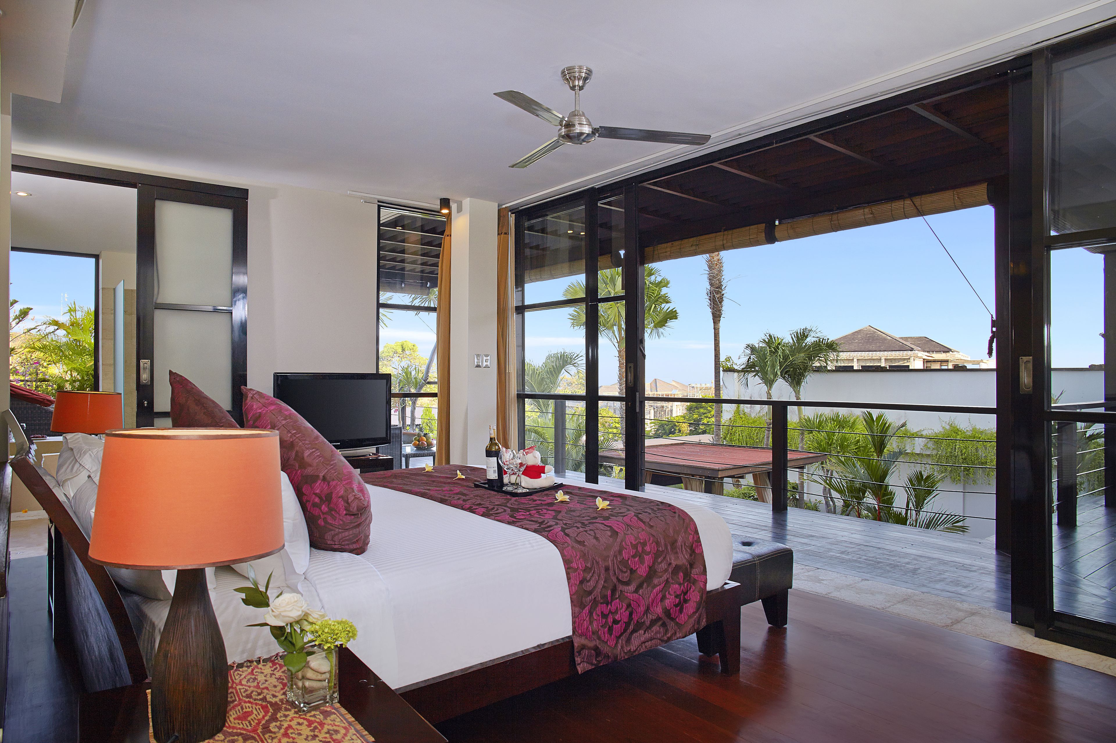 Luxury Villa, 4 Bedrooms, Private Pool, Partial Sea View