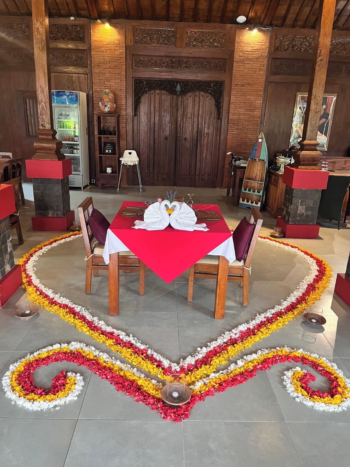 Café da manhã, almoço e jantar