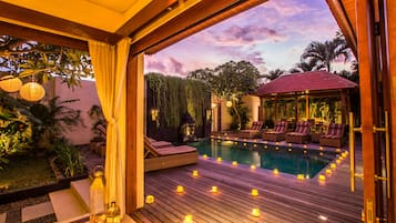 Outdoor pool, pool umbrellas, pool loungers