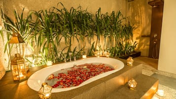 Regadera, regadera tipo lluvia, amenidades de baño de diseñador