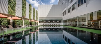 Mandarin Hotel Managed by Centre Point