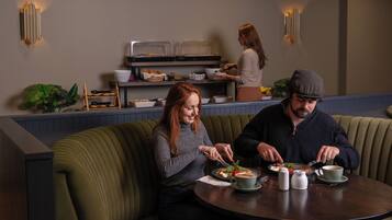 Daily cooked-to-order breakfast for a fee