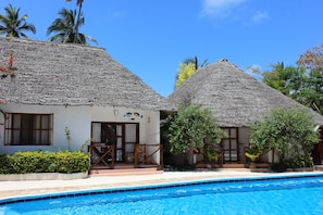 In-room safe, individually decorated, individually furnished, free WiFi - Sea View Lodge Boutique Hotel (Jambiani)