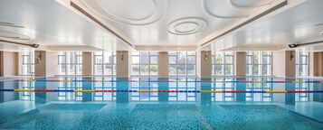 Piscina coperta, servizio di salvamento in loco