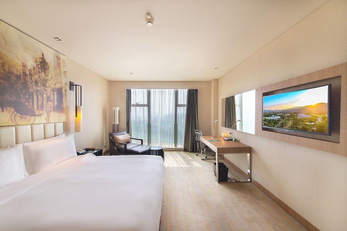 1 bedroom, minibar, in-room safe, desk