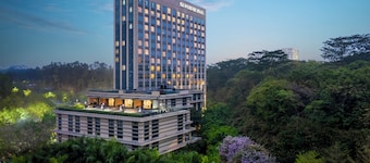 Junluxe Hotel Guangzhou Science City-Free Shuttle Bus Service to Guangzhou Canton Fair