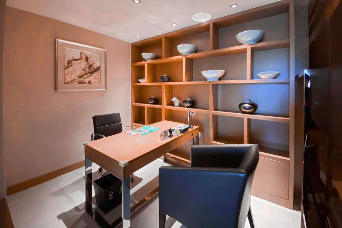 Superior Suite | 1 bedroom, minibar, in-room safe, desk