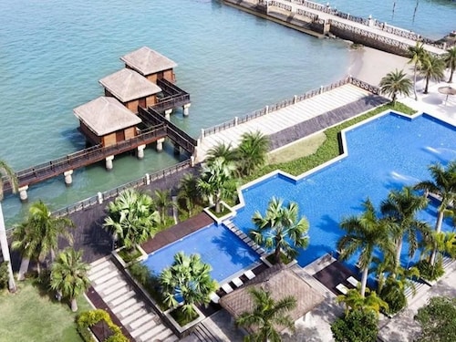 Sanya Marina SPA Hotel
