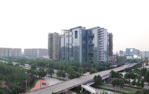 Front of property - M Hotel Chengdu (Chengdu)