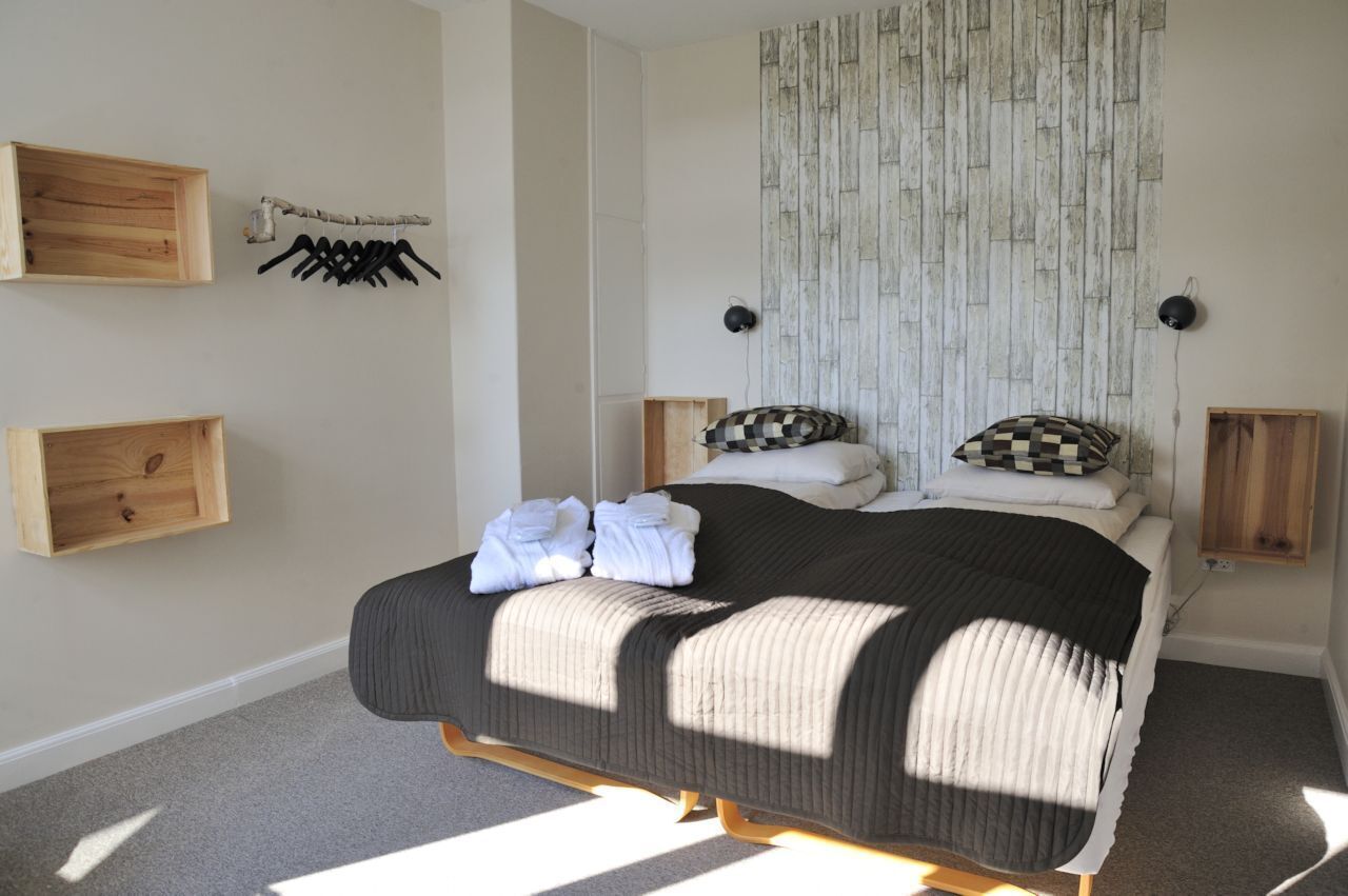 Dobbeltværelse - fælles badeværelse | Allergivenligt sengetøj, dundyner, baby-/barnesenge (tillægsgebyr)