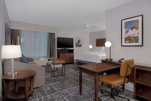 Internetzugang, Bettwäsche, Wecker