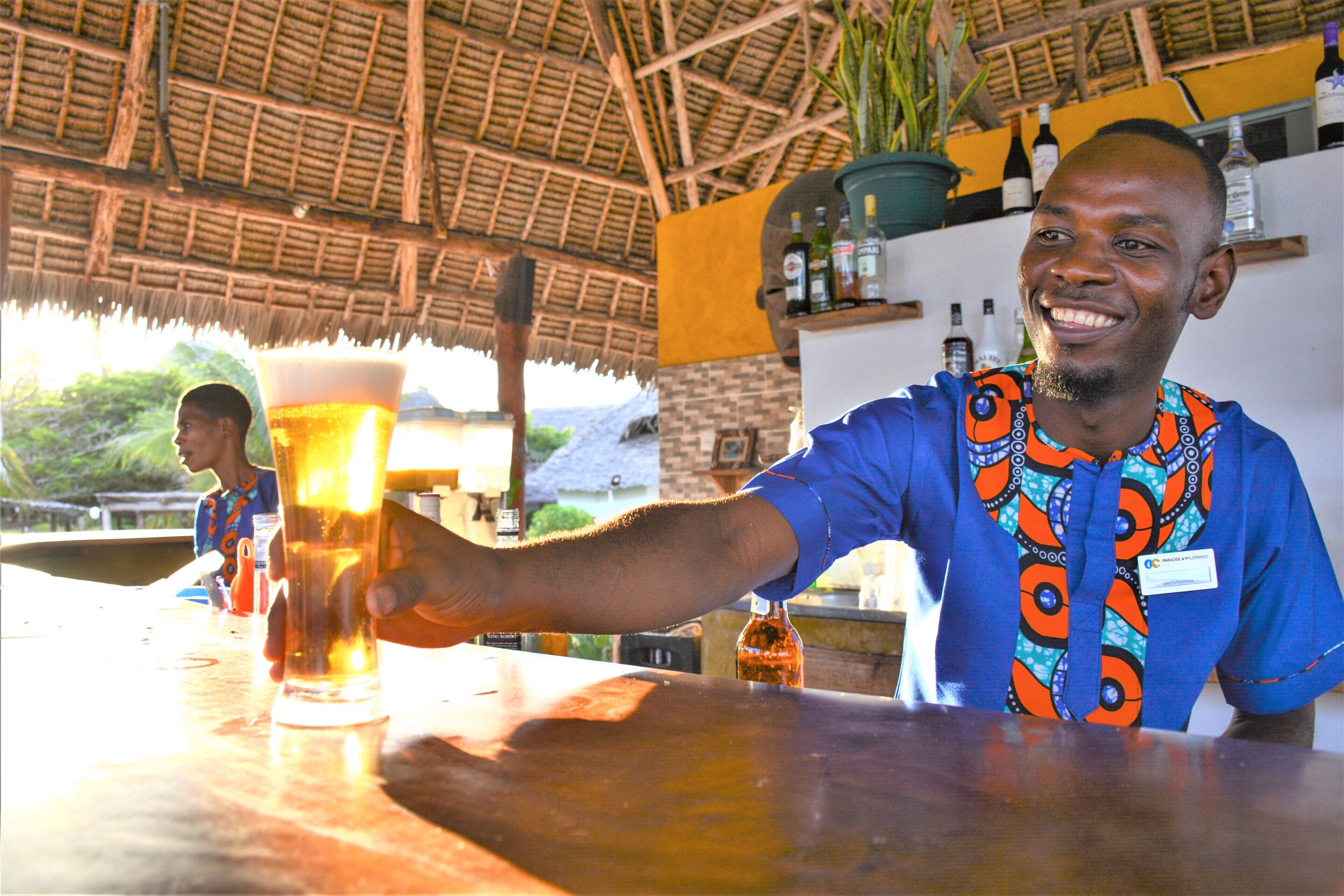 4 bars/lounges, poolside bar