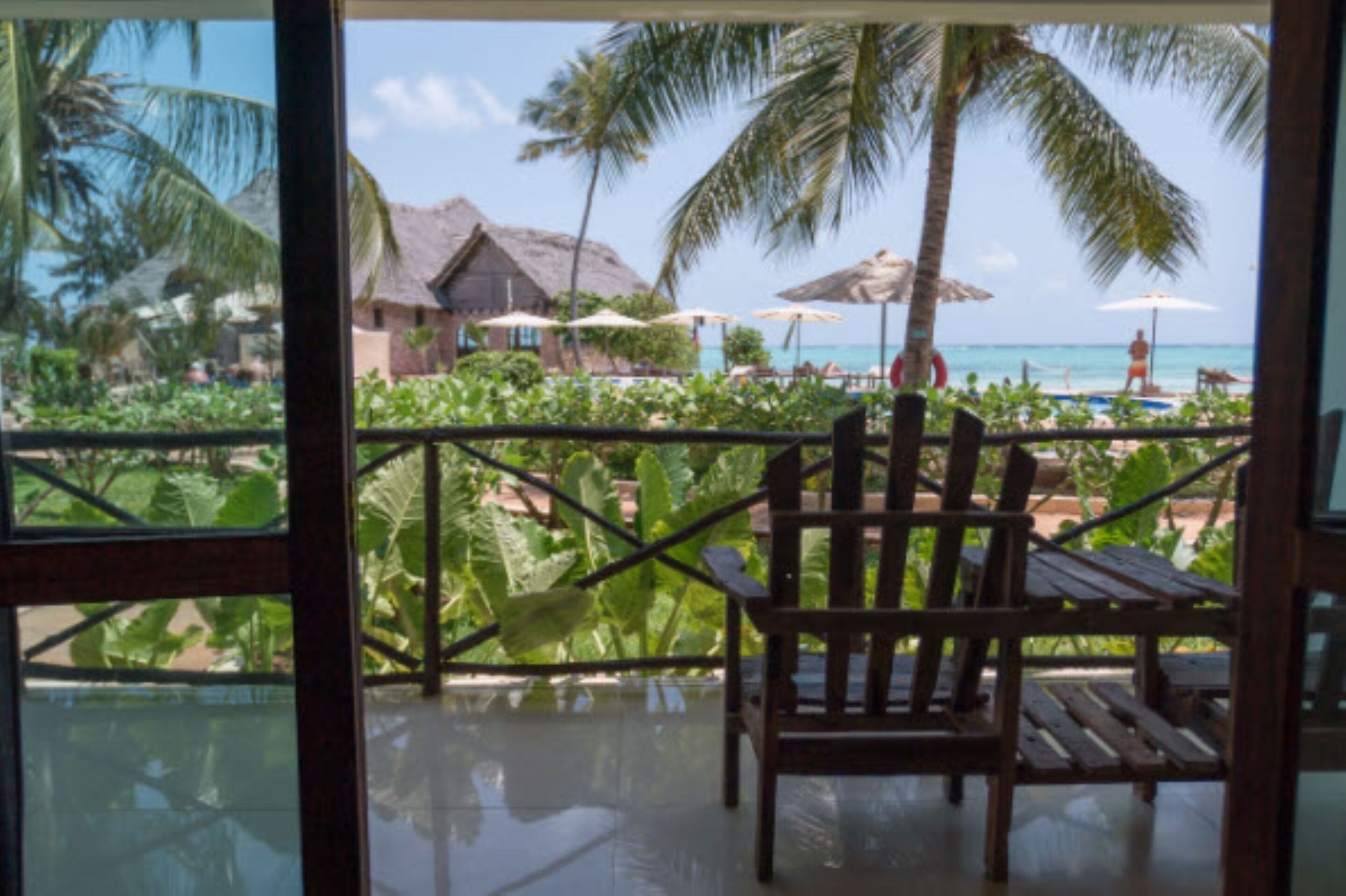 Suite, 1 habitación, vista al océano, frente al océano | Balcón