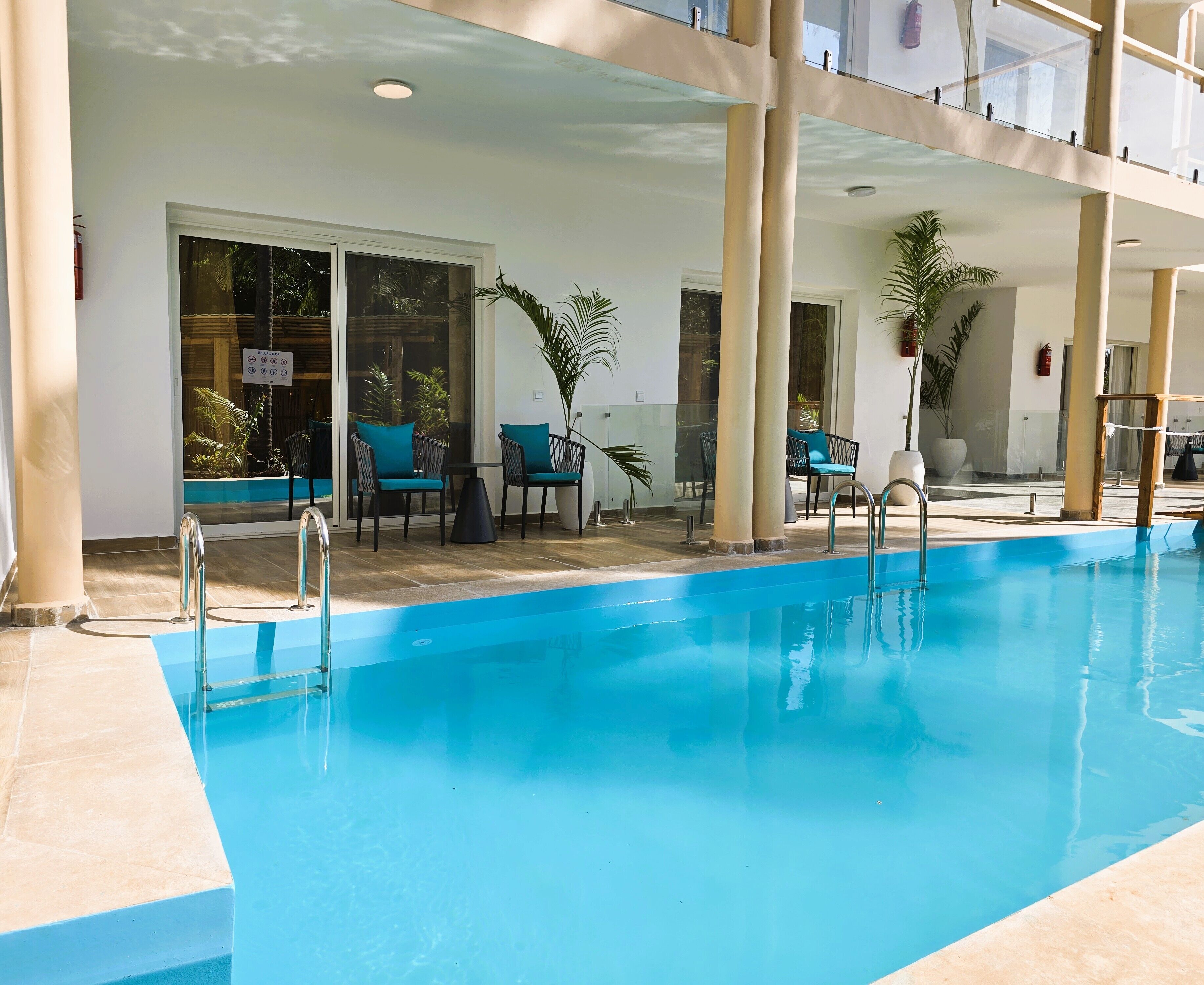 Garden Swim-up | Down duvets, memory-foam beds, in-room safe, desk