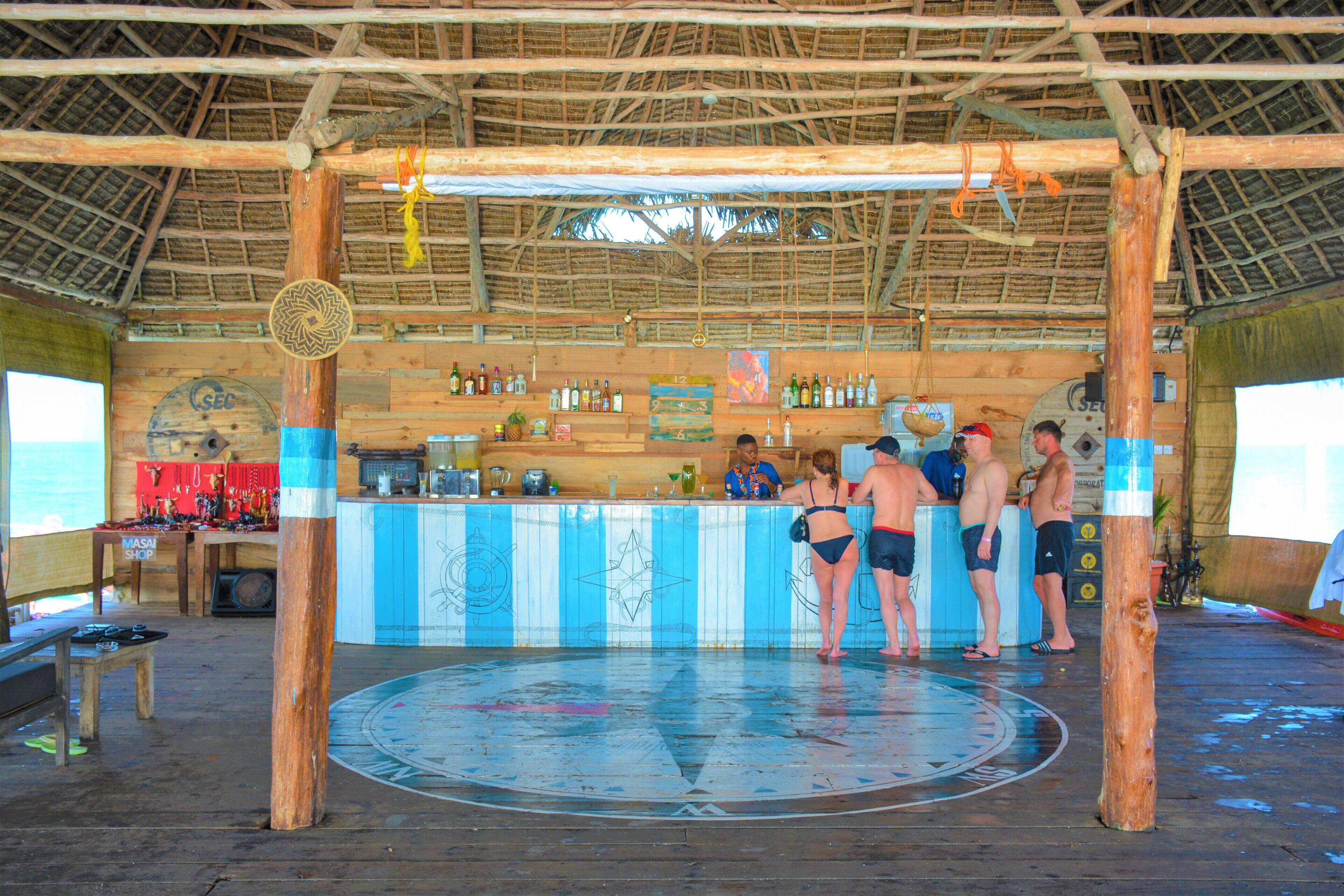 4 bars/lounges, poolside bar