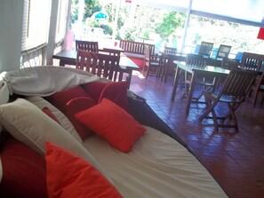 Business center - Palm Garden Hotel (Worthing)
