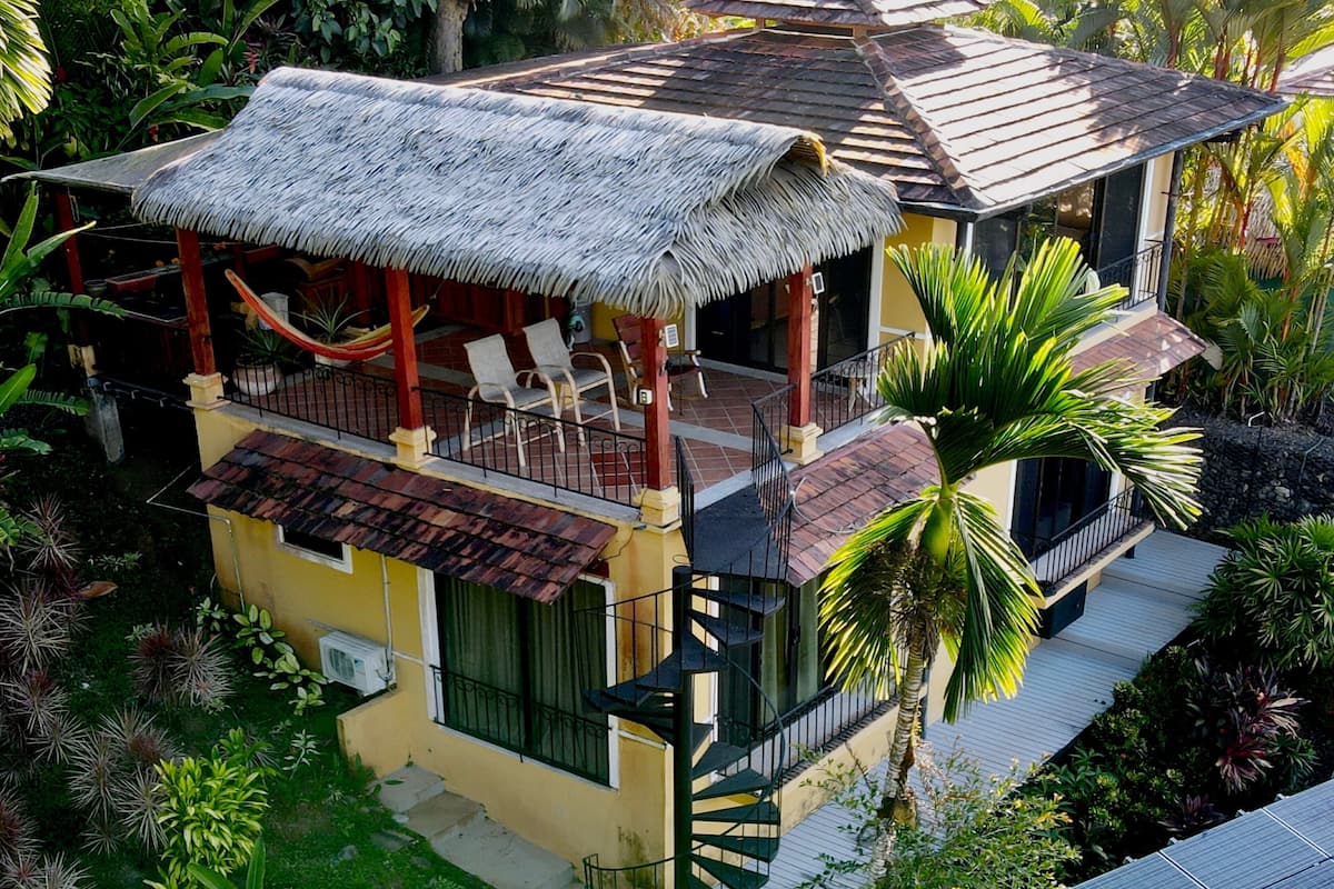 2 bedrooms, in-room safe, individually decorated, individually furnished