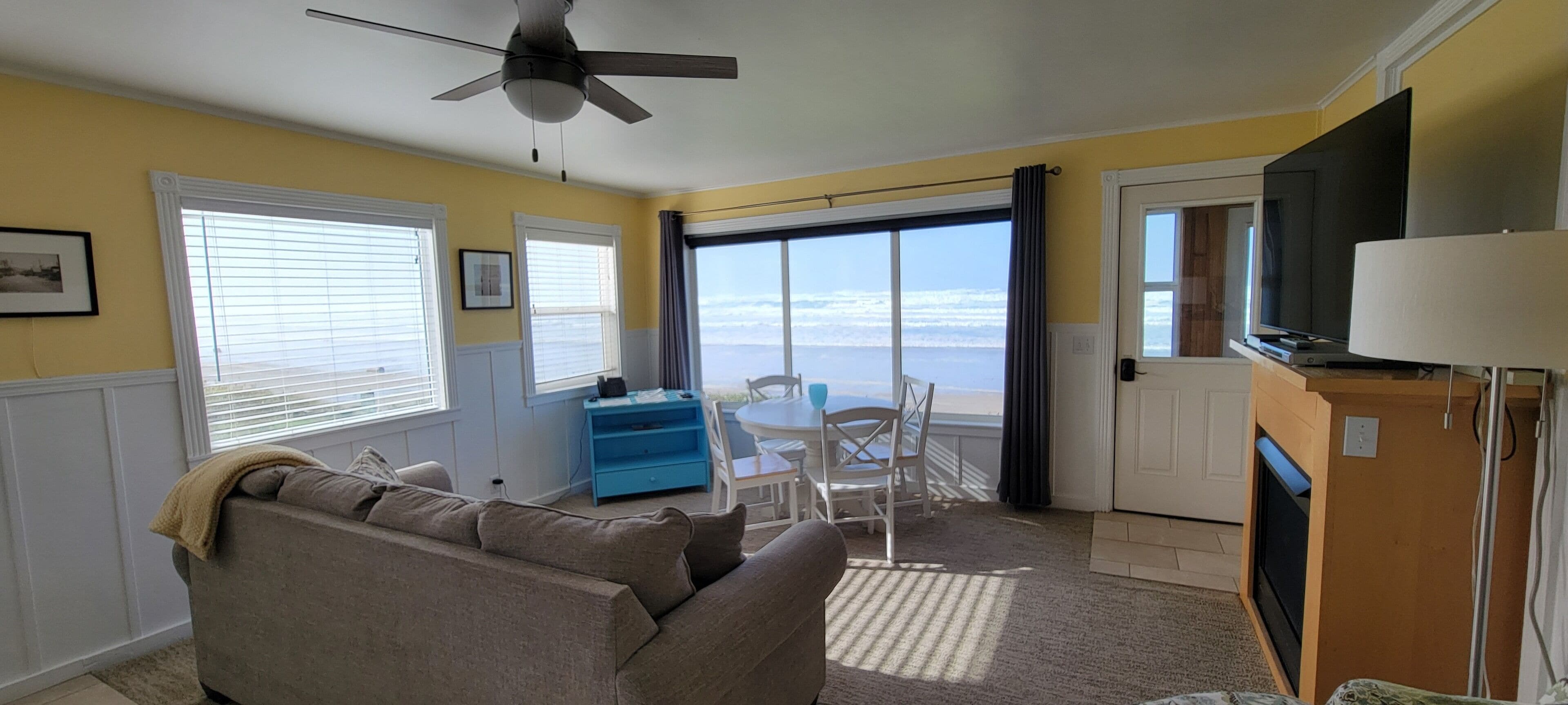 Televisión de pantalla plana, reproductor de DVD