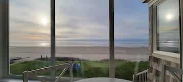 Sand Dollar Suite – Upstairs Ocean Front View | View from room
