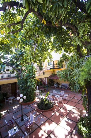 Classic Room | View from room - Ideal Villa Hotel (Port-au-Prince)