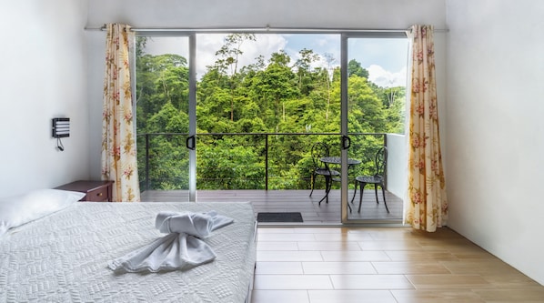 Superior Room, Mountain View | Premium bedding, free WiFi, bed sheets