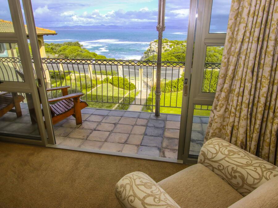 Ático, vistas al mar, frente al mar | Sábanas de algodón egipcio, ropa de cama de alta calidad, caja fuerte