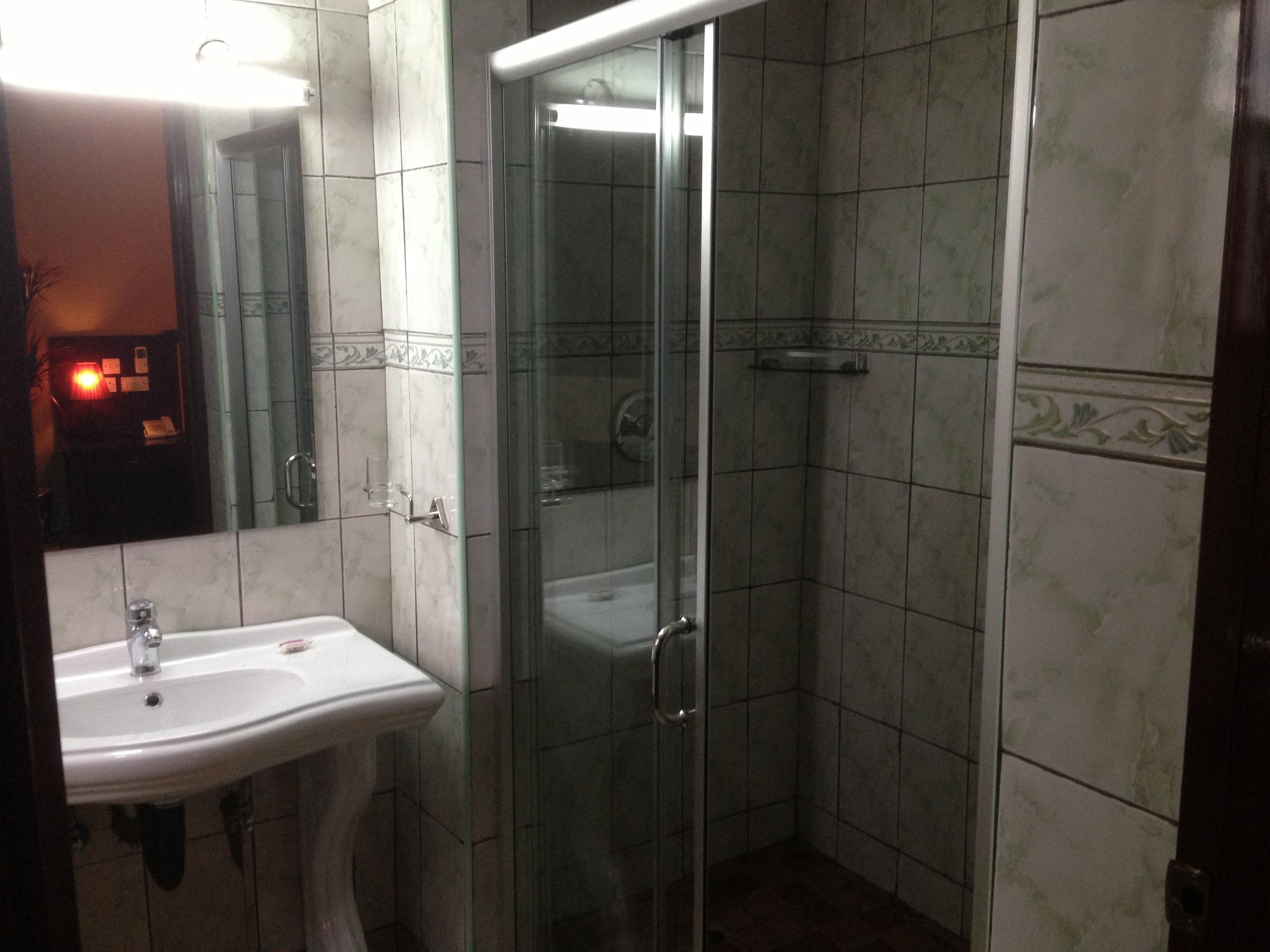 Bridgeview Hotel & Conference Centre