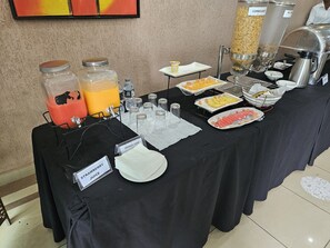 Desayuno buffet incluido todos los días
