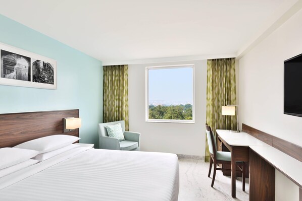 1 bedroom, Egyptian cotton sheets, premium bedding, memory foam beds