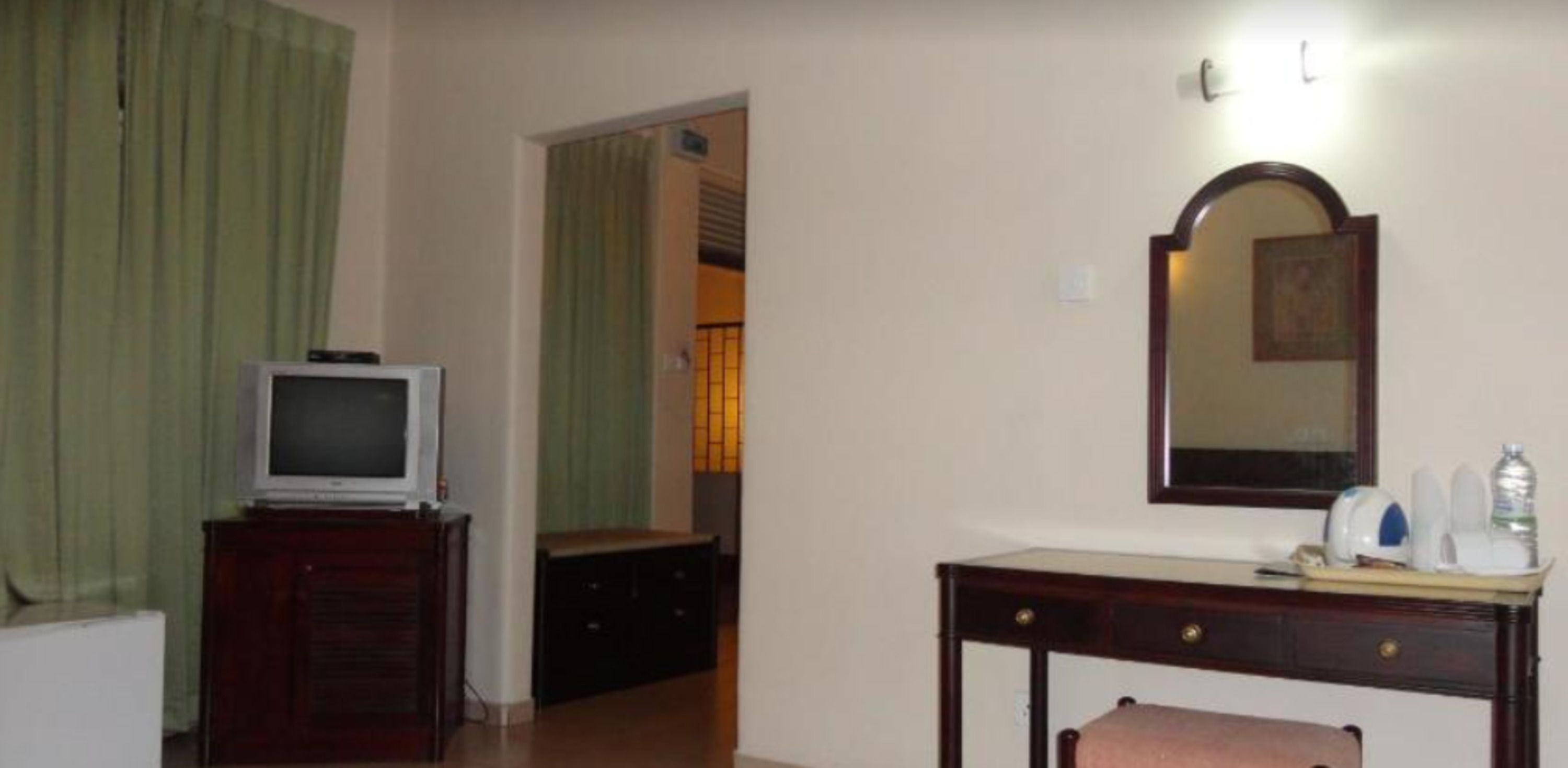 Foto - Shalimar Hotel