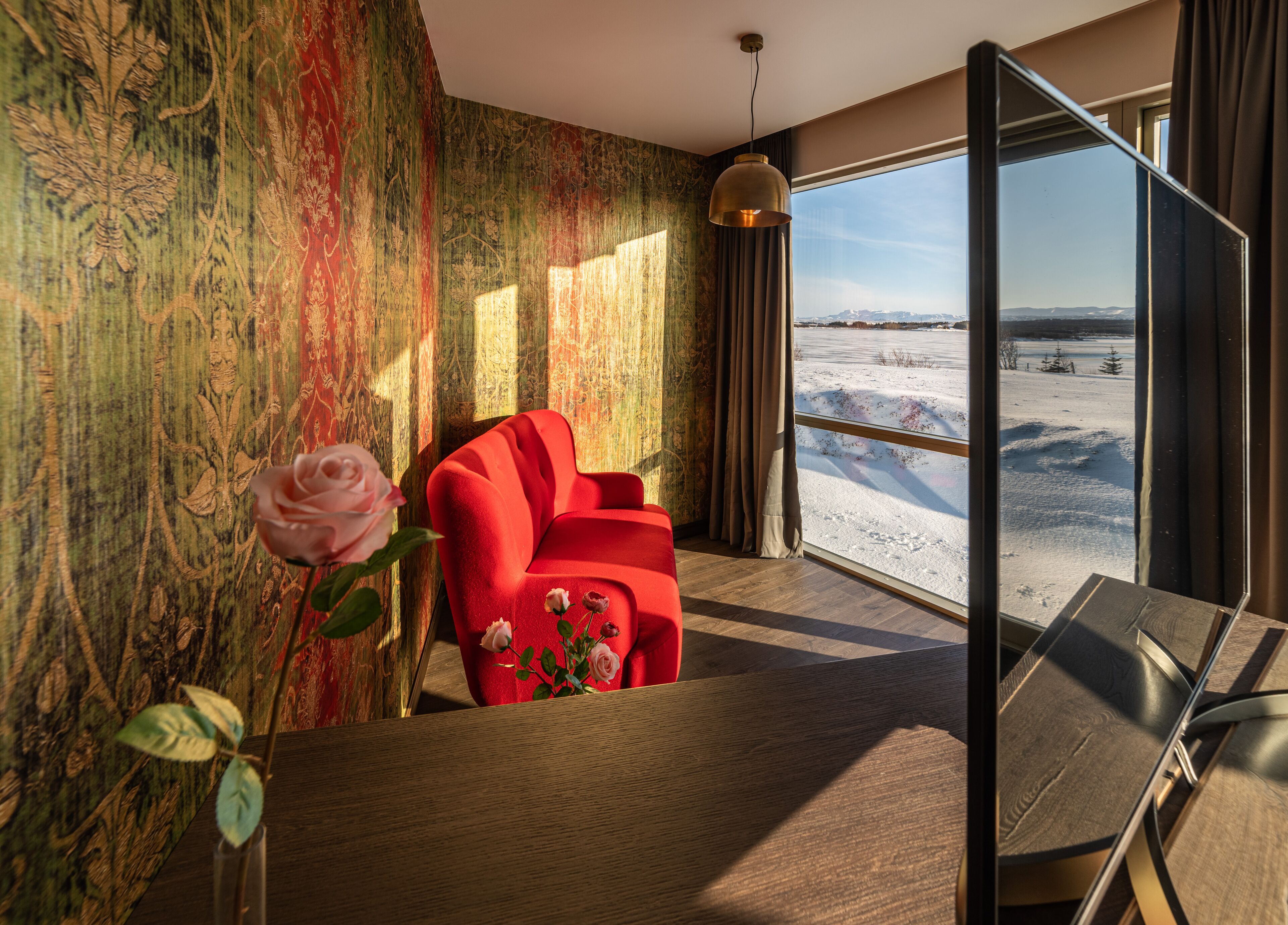 superior suite, lake view | 1 bedroom, minibar, individually decorated, individually furnished