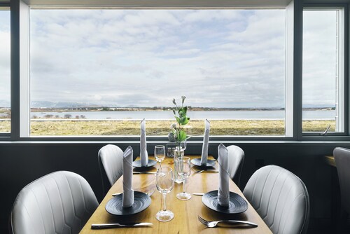 Hotel Kriunes - A city hotel by the lake