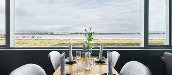 Hotel Kriunes - A city hotel by the lake