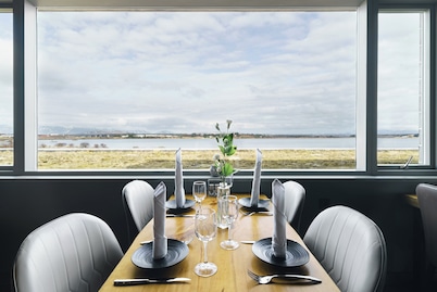 Hotel Kriunes - A city hotel by the lake