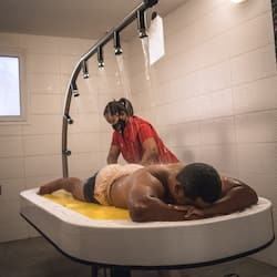 Couples treatment room(s), sauna, hot tub, steam room