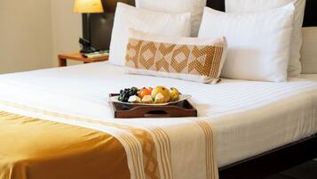 Double Room | Minibar, in-room safe, individually furnished, desk